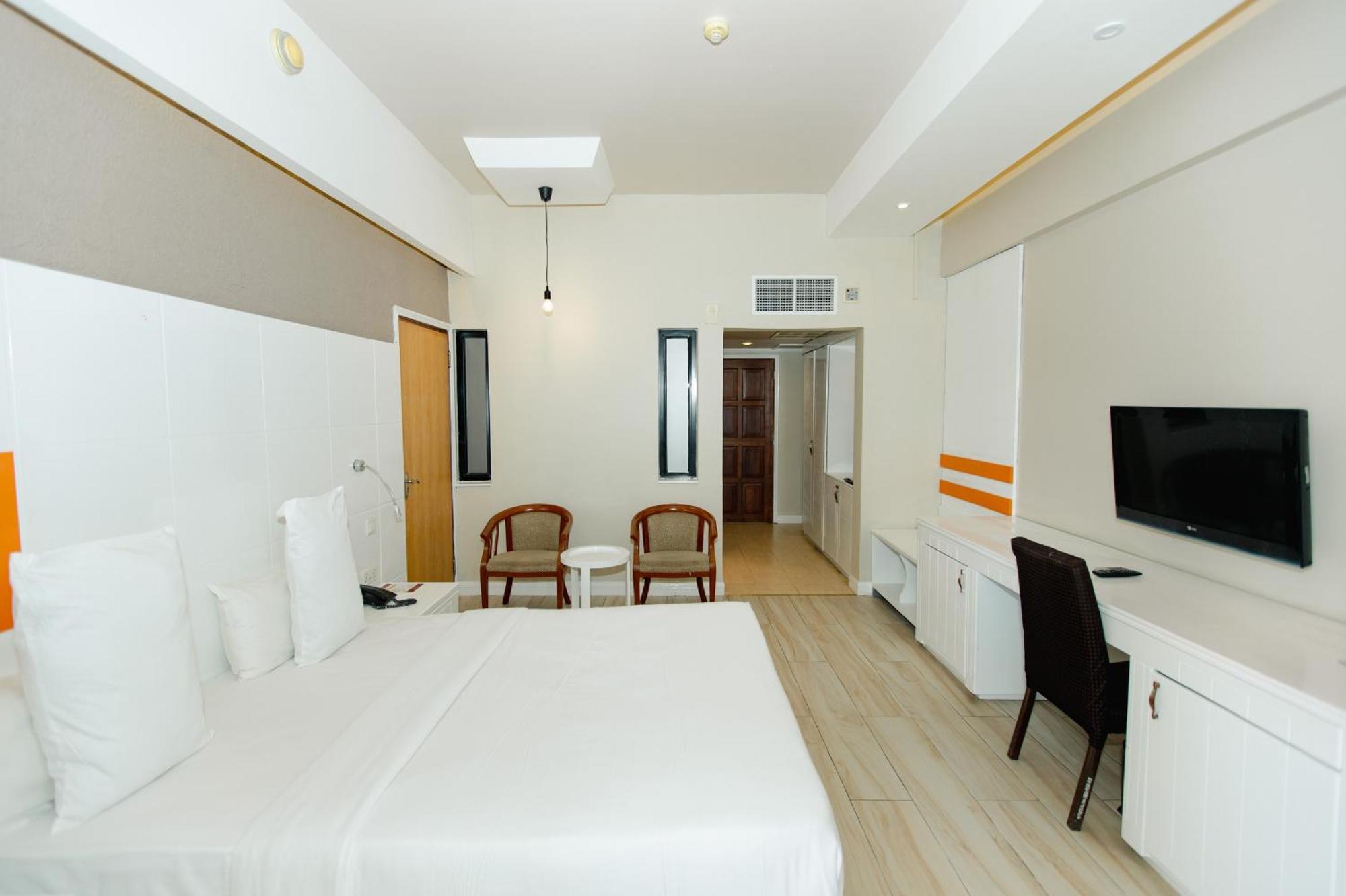 Gold Crest Hotel Mwanza Exterior foto
