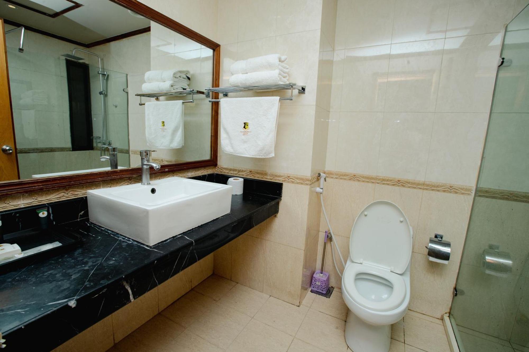 Gold Crest Hotel Mwanza Exterior foto